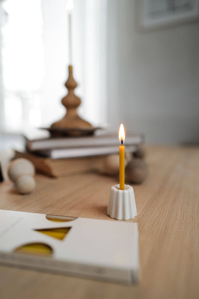 Porcelain Candle Holder: Glossy White